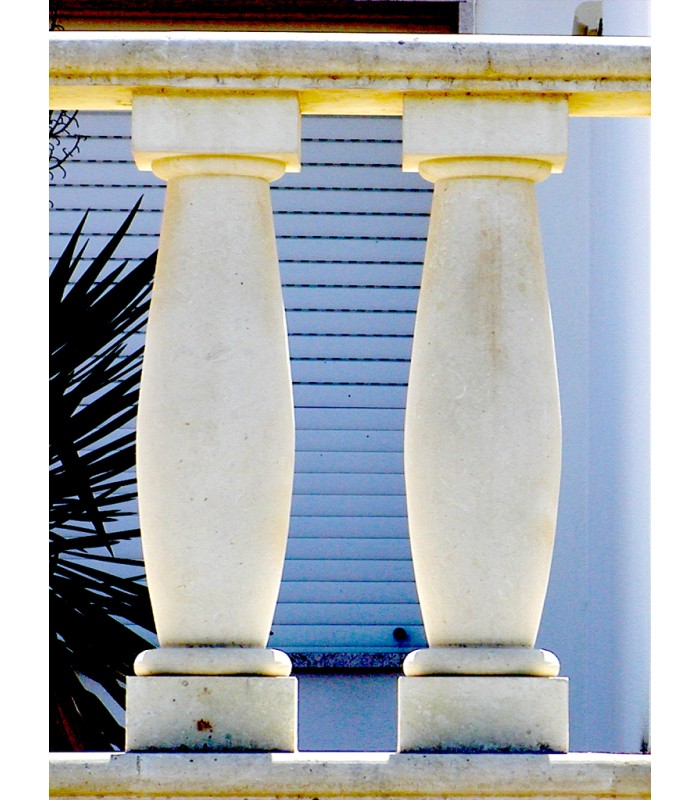 Balaustra in pietra leccese 08