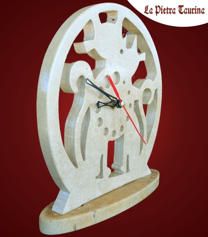 Orologio in pietra leccese con gattini